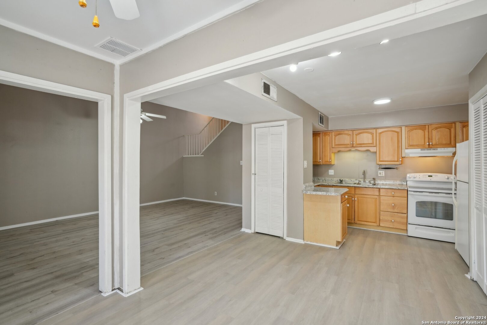 5023 Concord Ridge San Antonio TX 78228