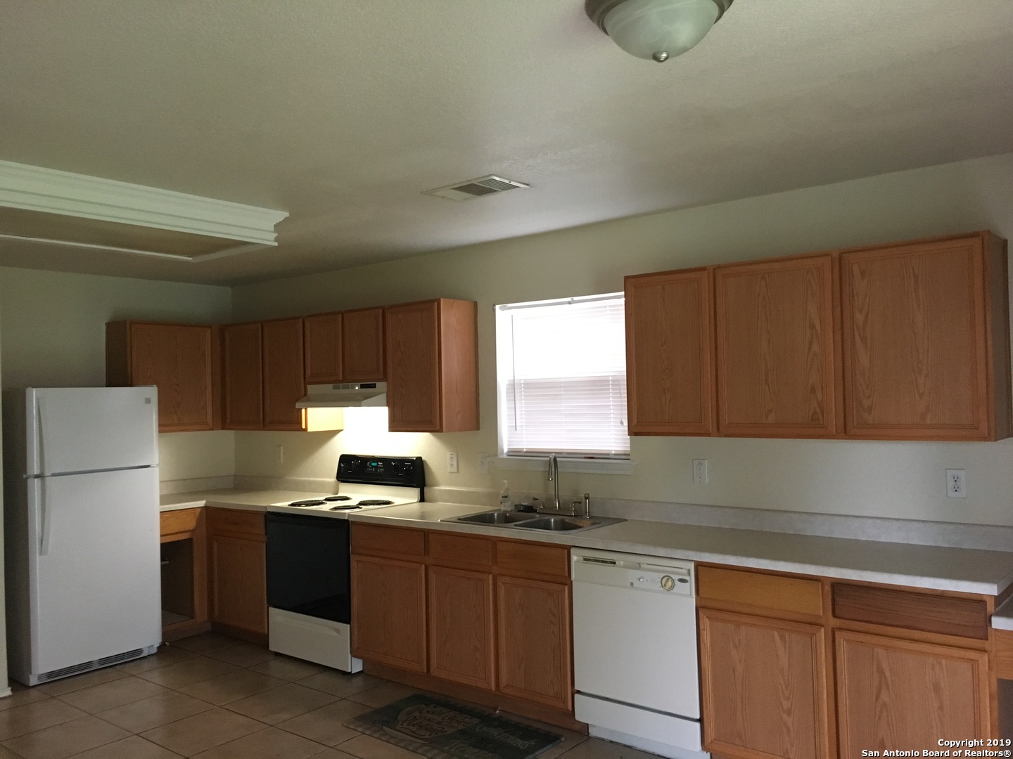 6422 Marlin Flats San Antonio TX 78244