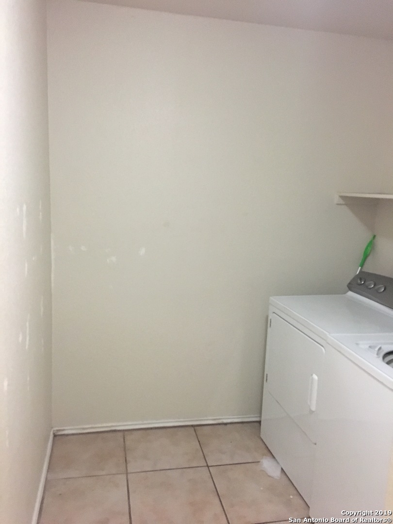 6422 Marlin Flats San Antonio TX 78244