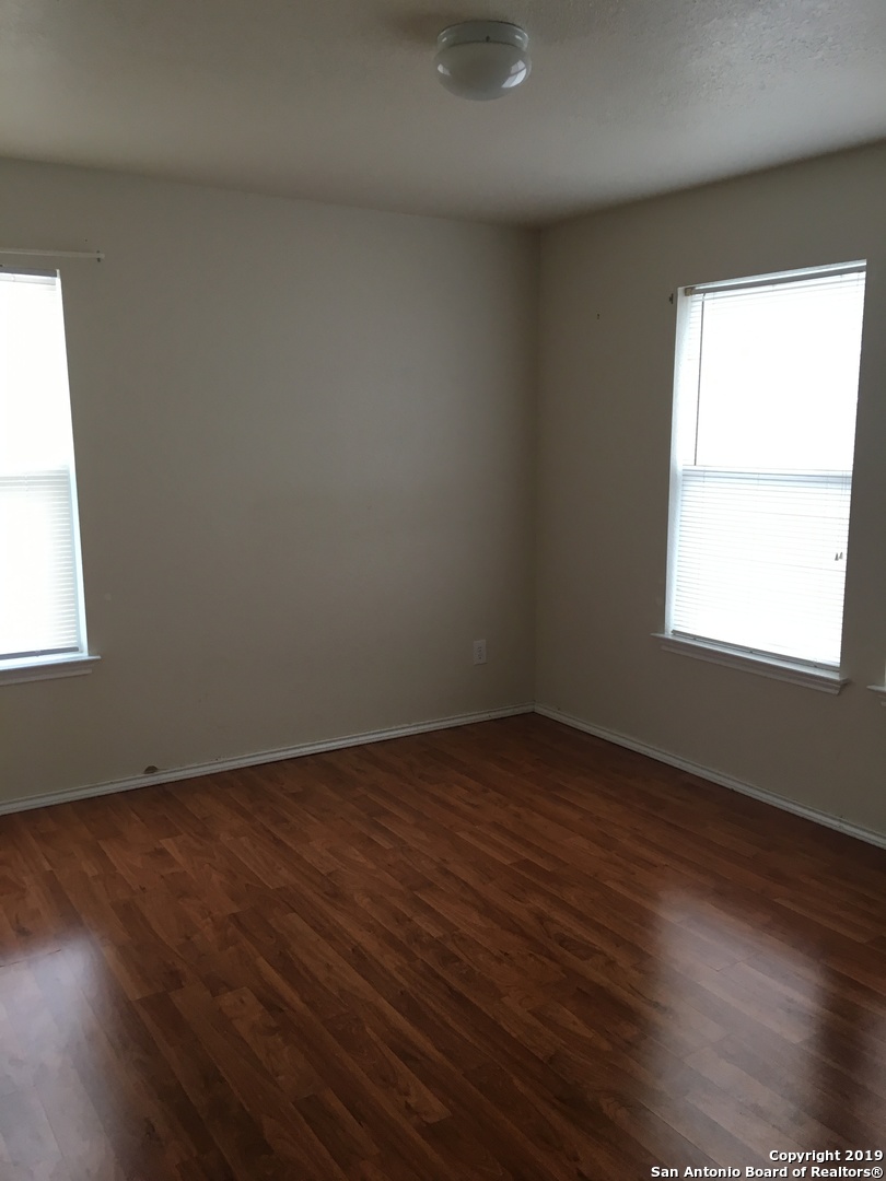 6422 Marlin Flats San Antonio TX 78244