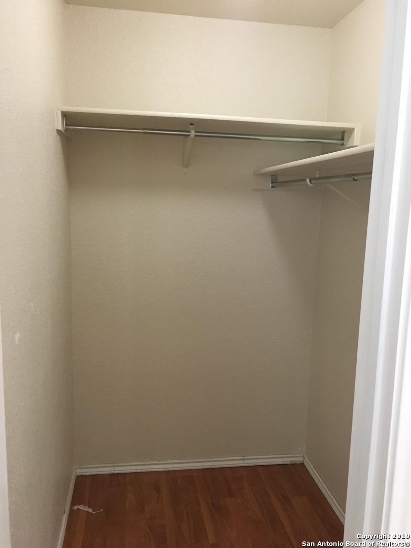 6422 Marlin Flats San Antonio TX 78244