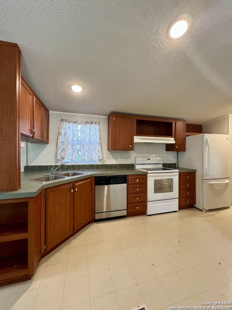 11555 Culebra Road San Antonio TX 78253