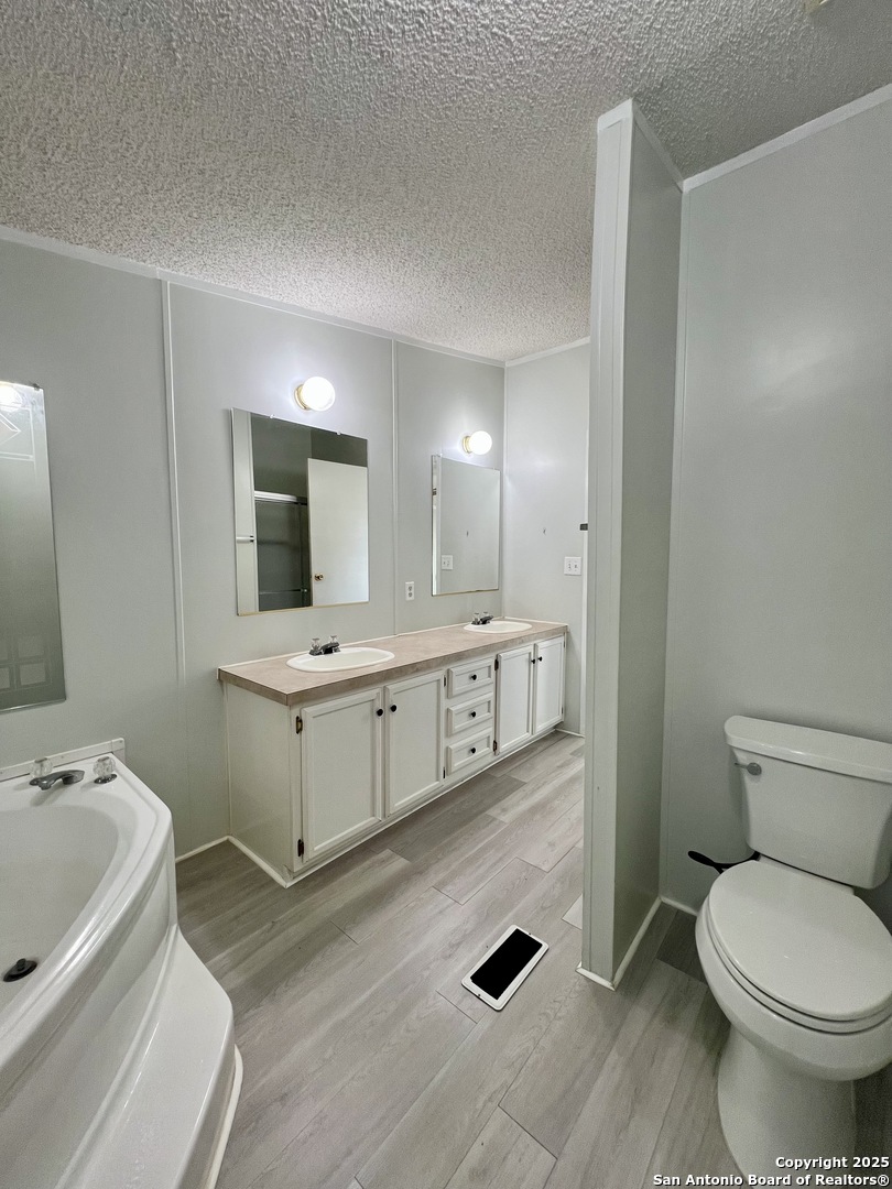 11555 Culebra Road San Antonio TX 78253