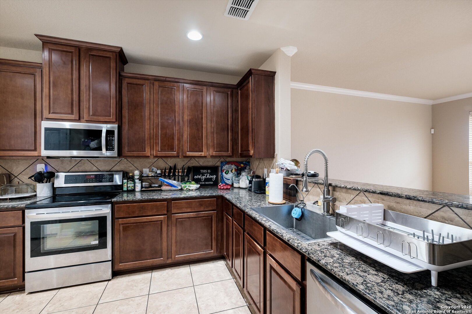 213 Dove Run Cibolo TX 78108