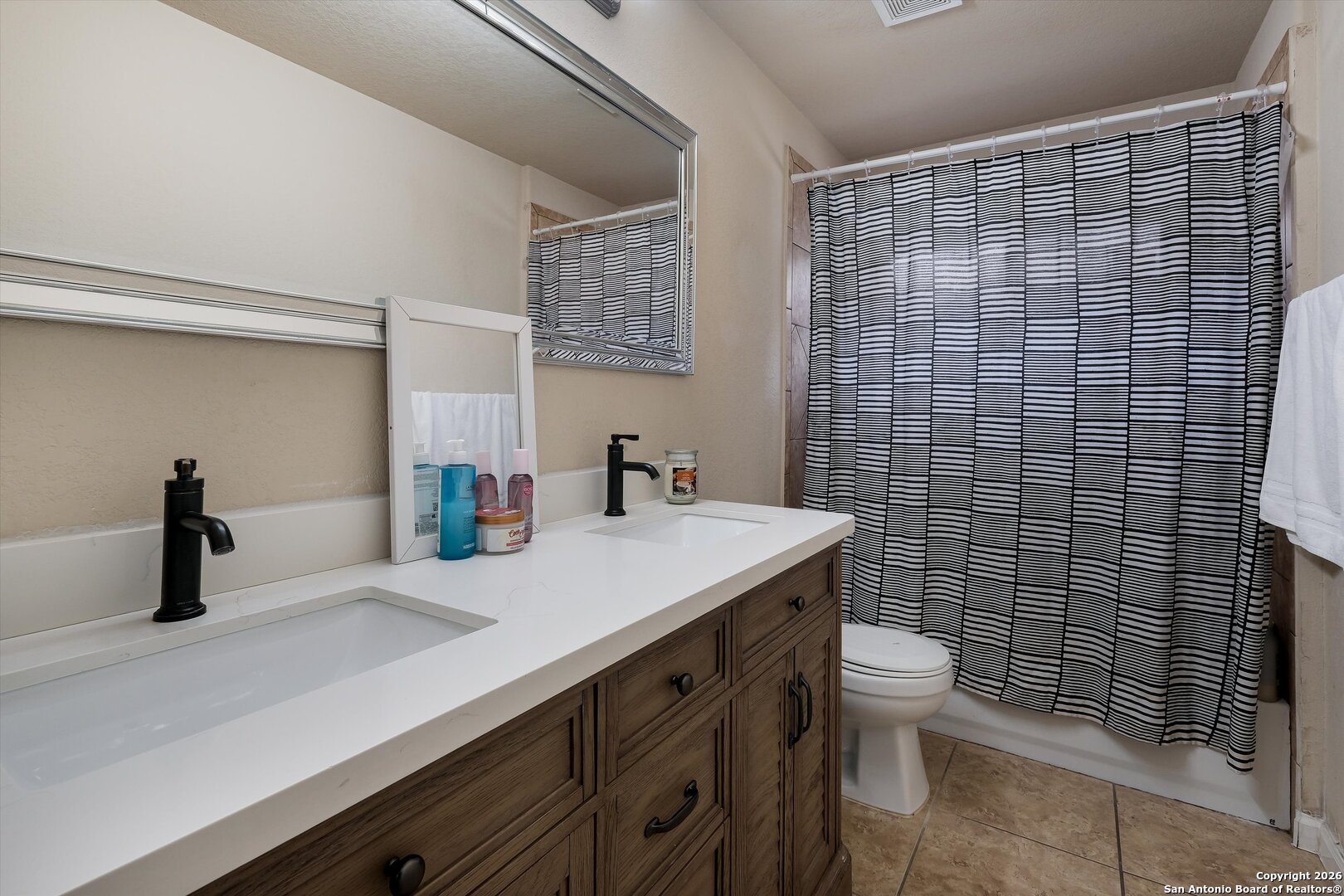 213 Dove Run Cibolo TX 78108