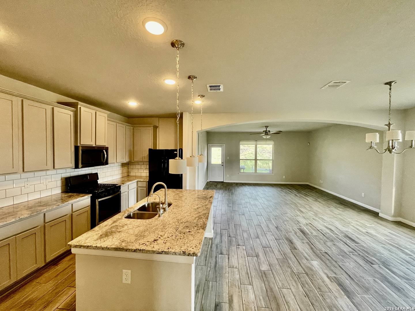 15306 Comanche Grove San Antonio TX 78233