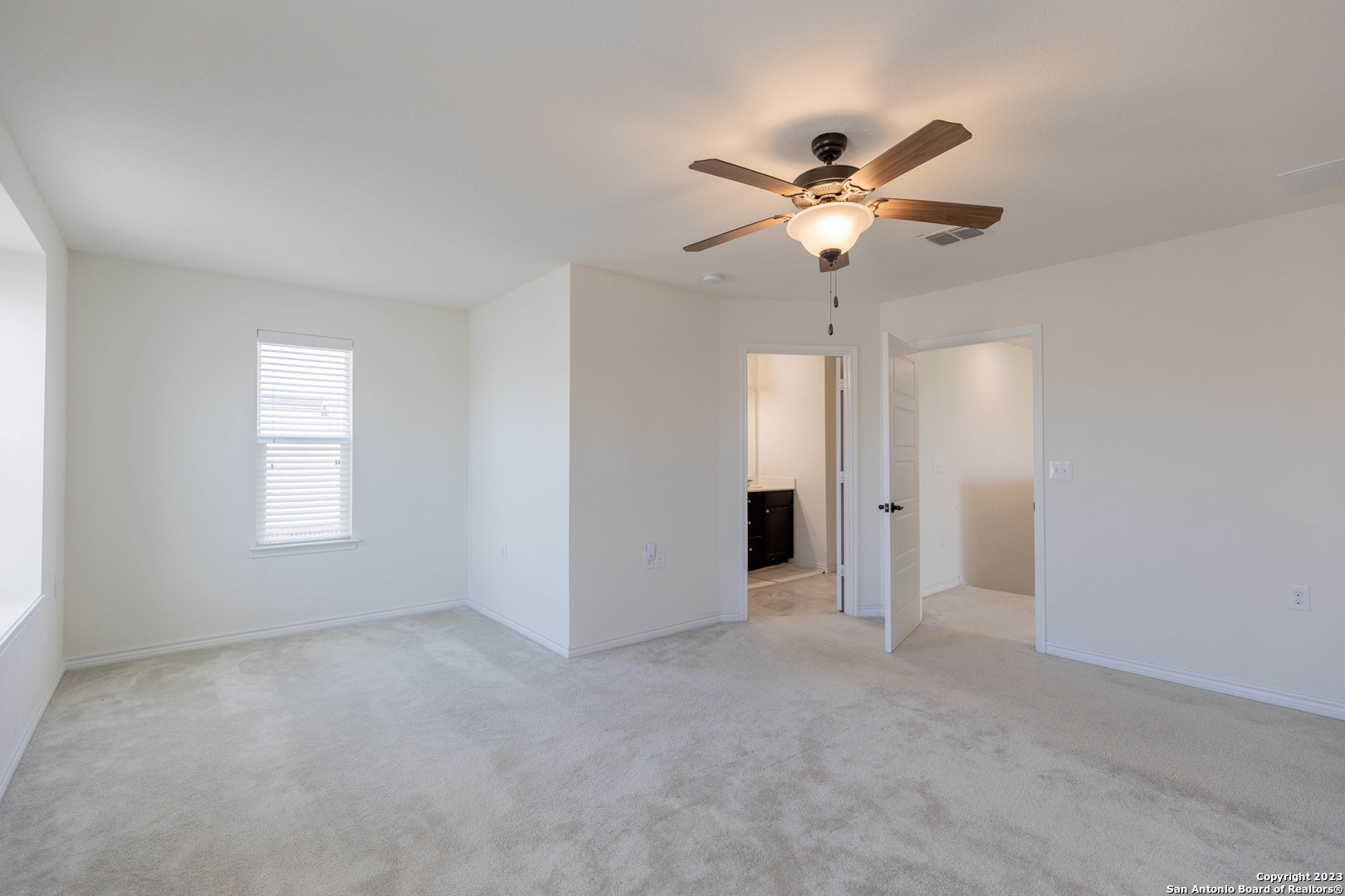 7302 Bluebonnet Bay San Antonio TX 78218