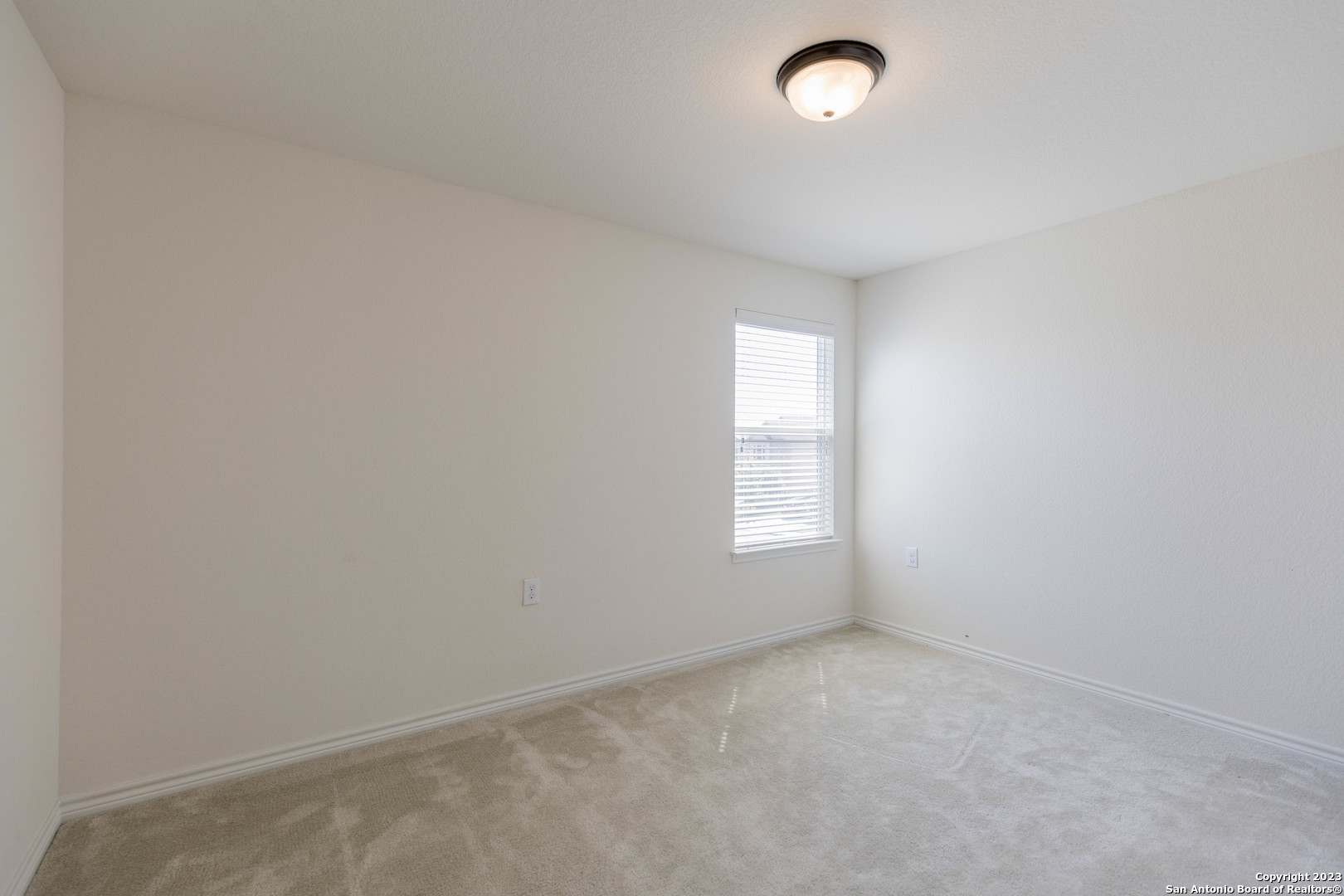 7302 Bluebonnet Bay San Antonio TX 78218