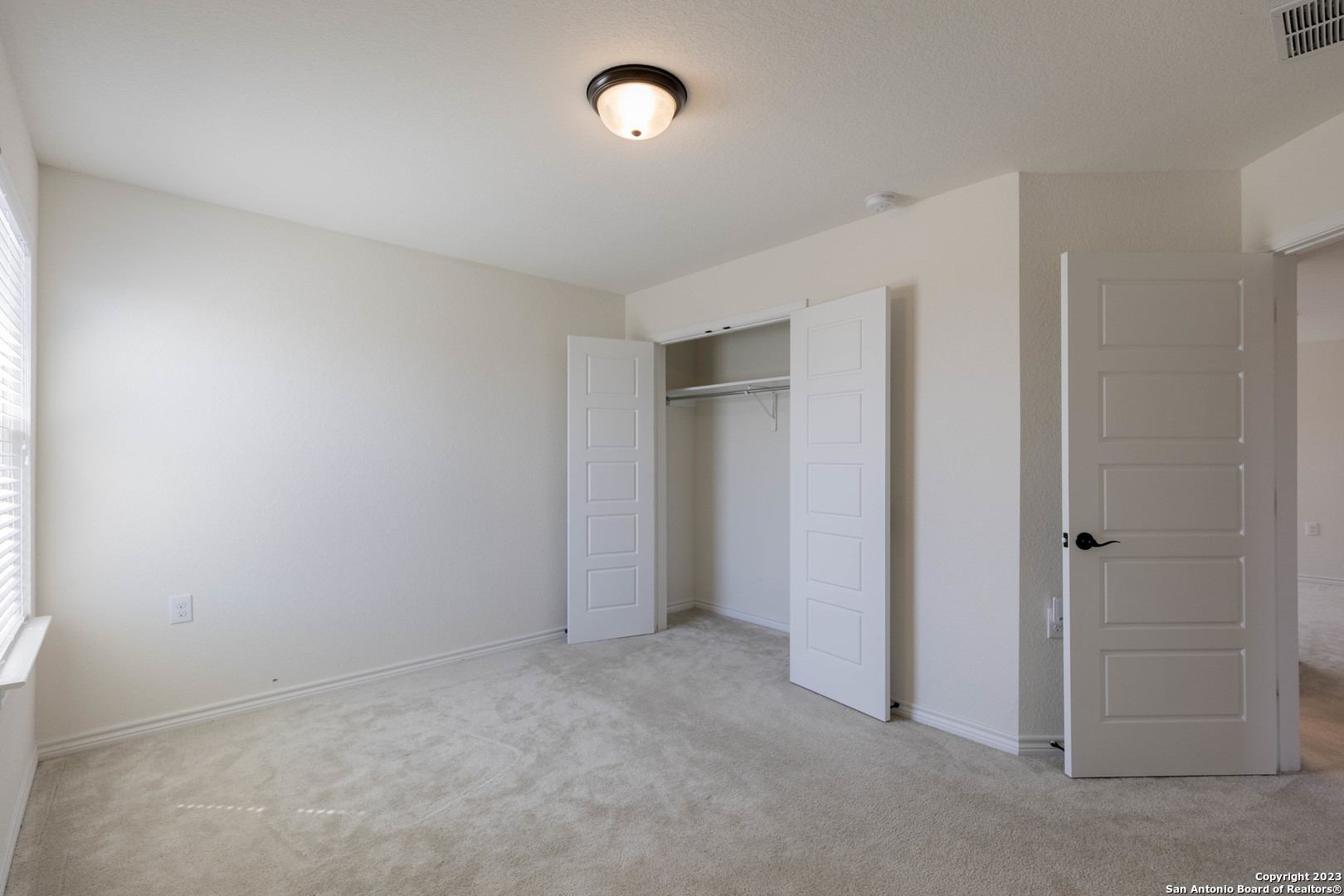 7302 Bluebonnet Bay San Antonio TX 78218
