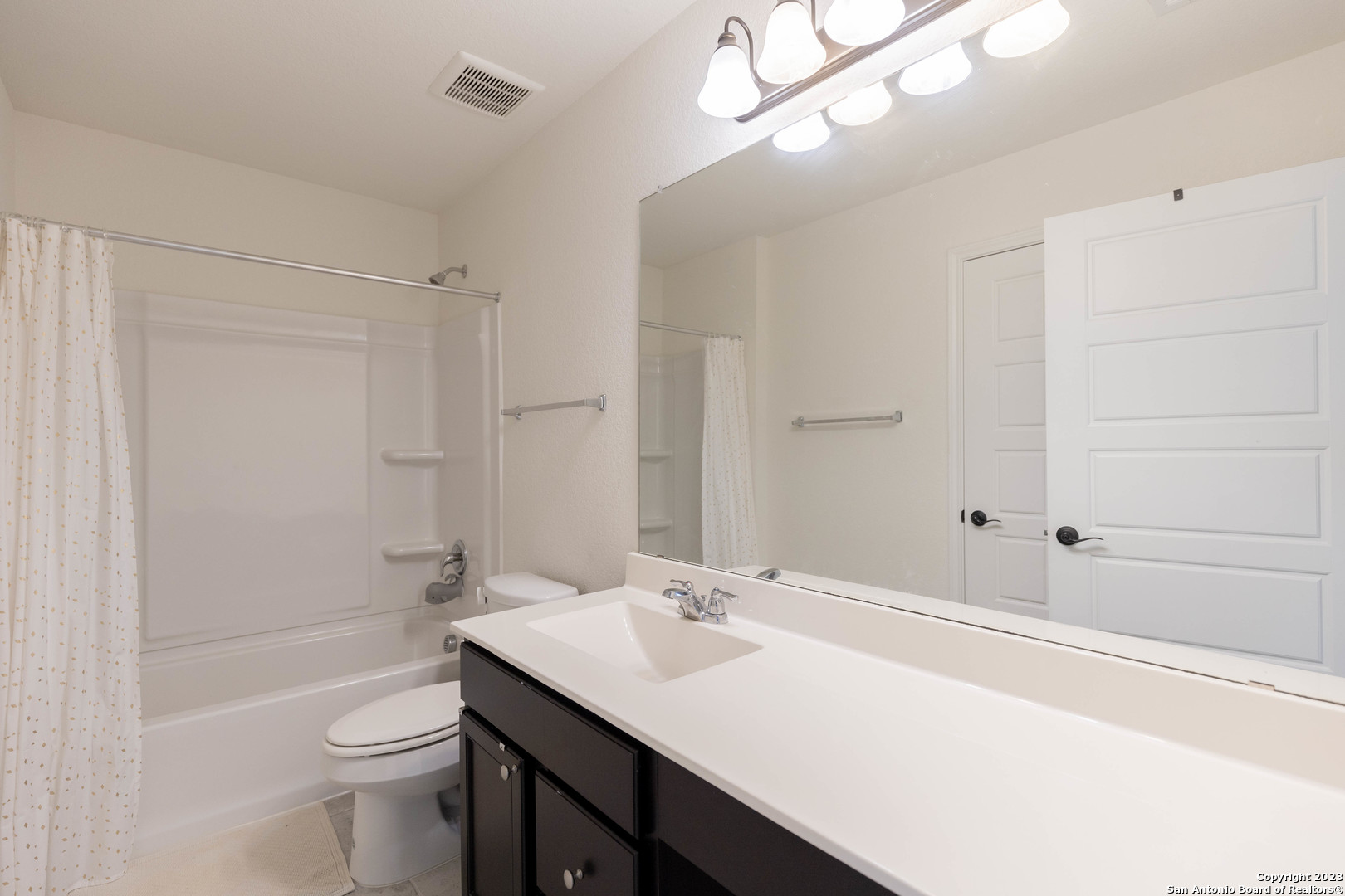 7302 Bluebonnet Bay San Antonio TX 78218