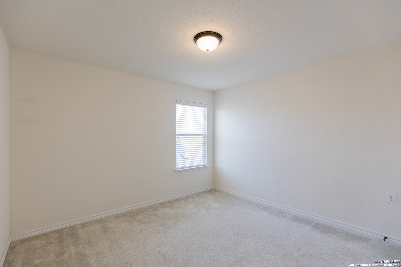 7302 Bluebonnet Bay San Antonio TX 78218