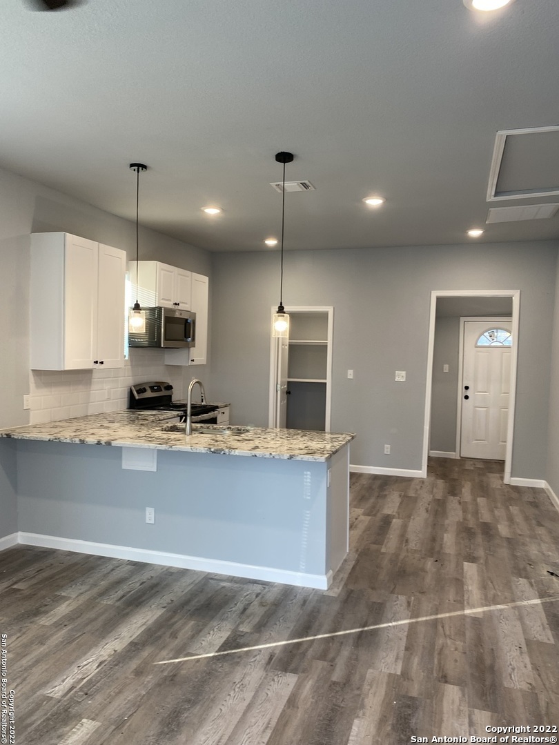 139 E Baylor San Antonio TX 78204