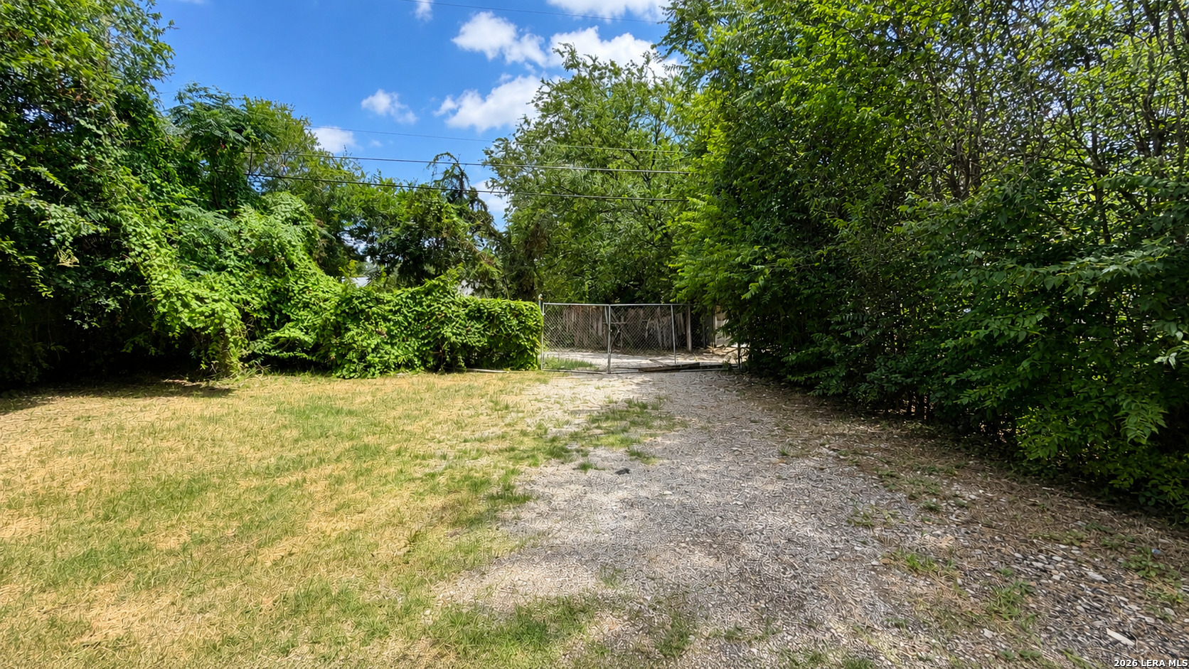1319 Leal San Antonio TX 78207