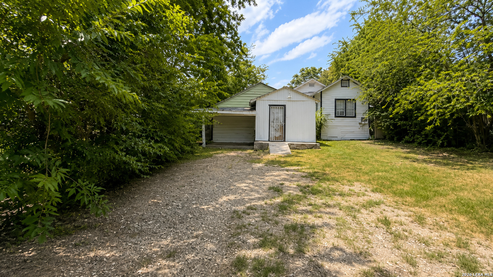 1319 Leal San Antonio TX 78207
