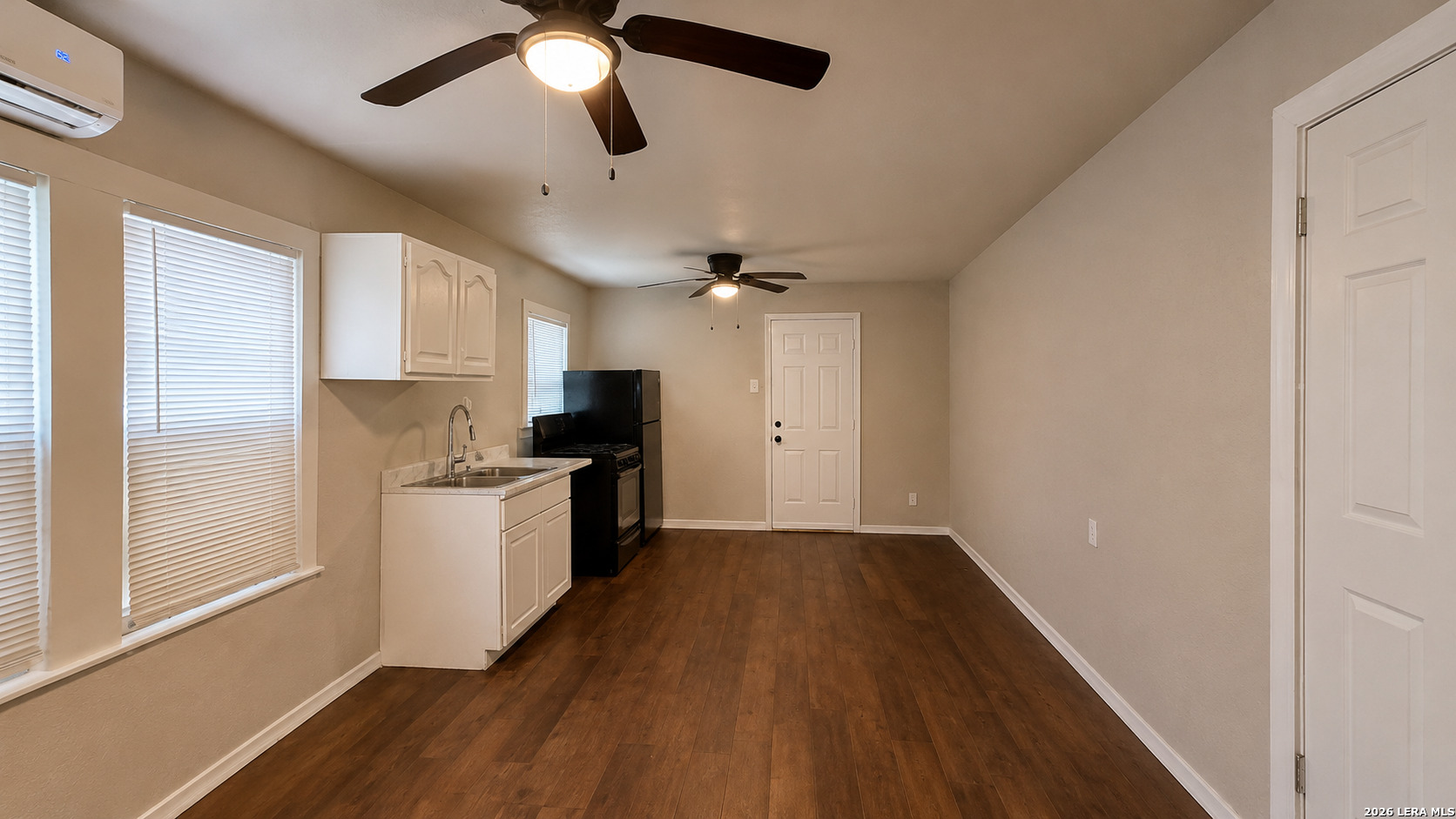 1319 Leal San Antonio TX 78207