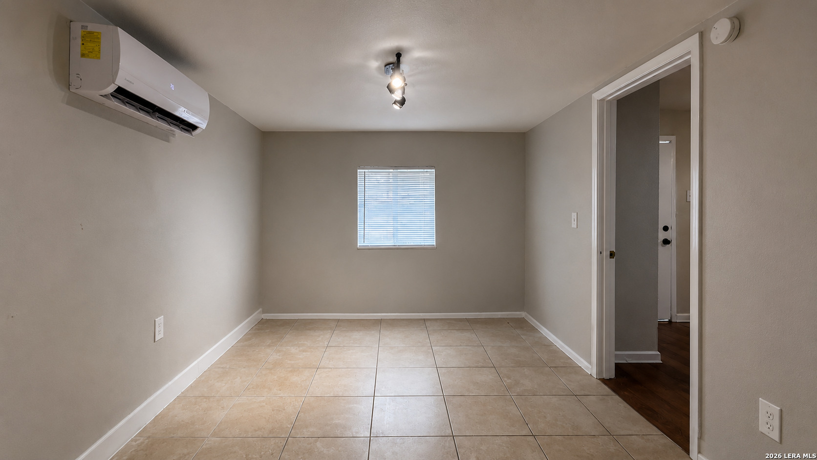 1319 Leal San Antonio TX 78207