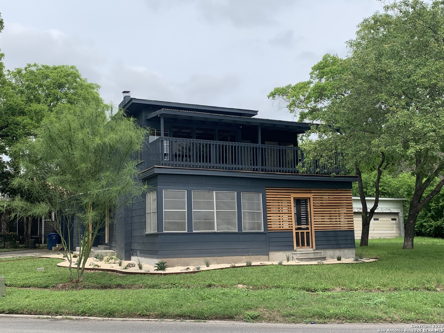155 N Josephine Tobin Drive San Antonio TX 78201