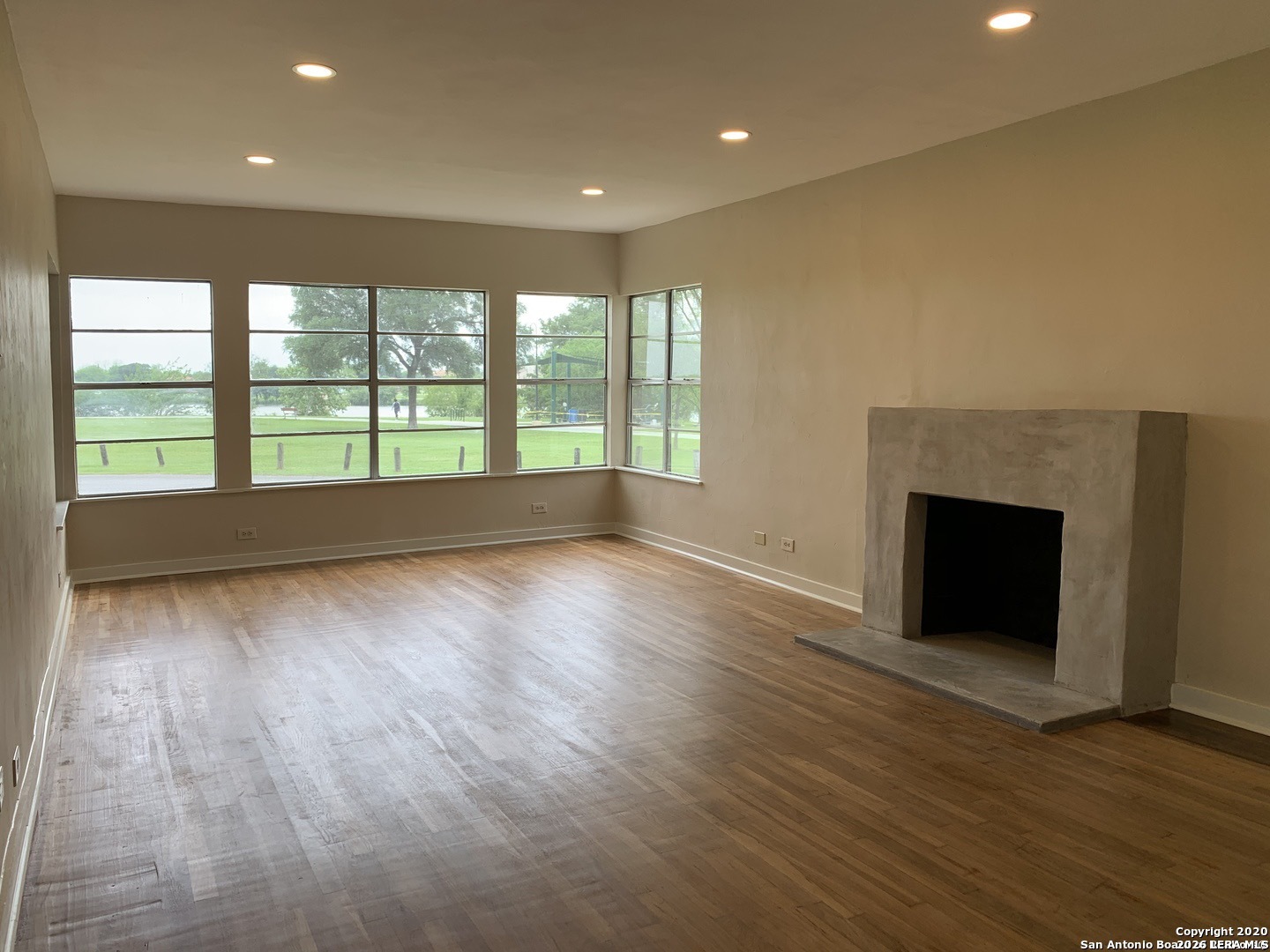155 N Josephine Tobin Drive San Antonio TX 78201