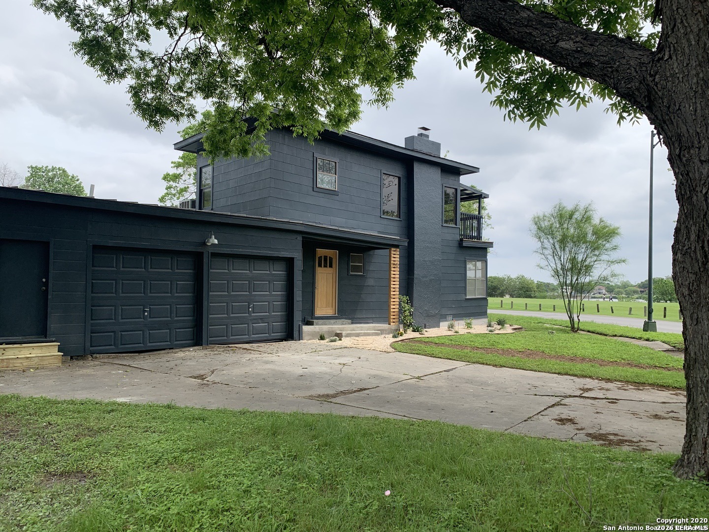 155 N Josephine Tobin Drive San Antonio TX 78201