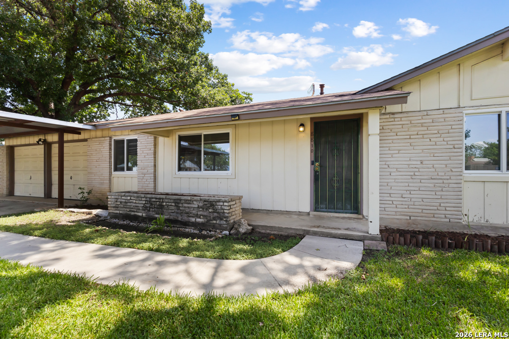 8810 Garden Quarte Street San Antonio TX 78217