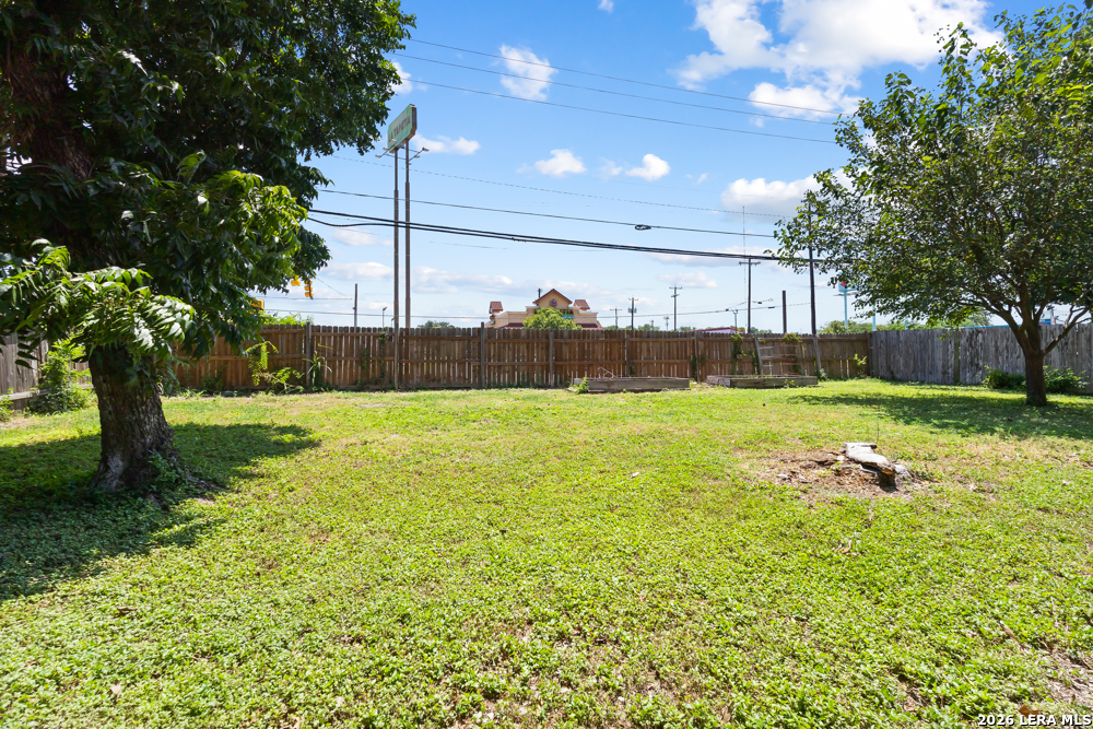 8810 Garden Quarte Street San Antonio TX 78217