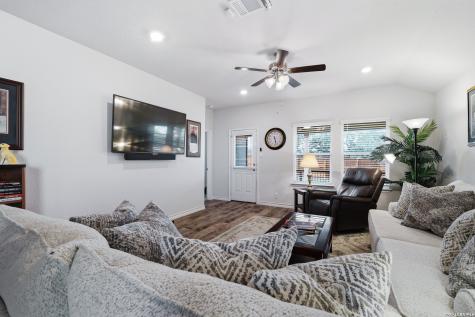 5103 Gully Way San Antonio TX 78266