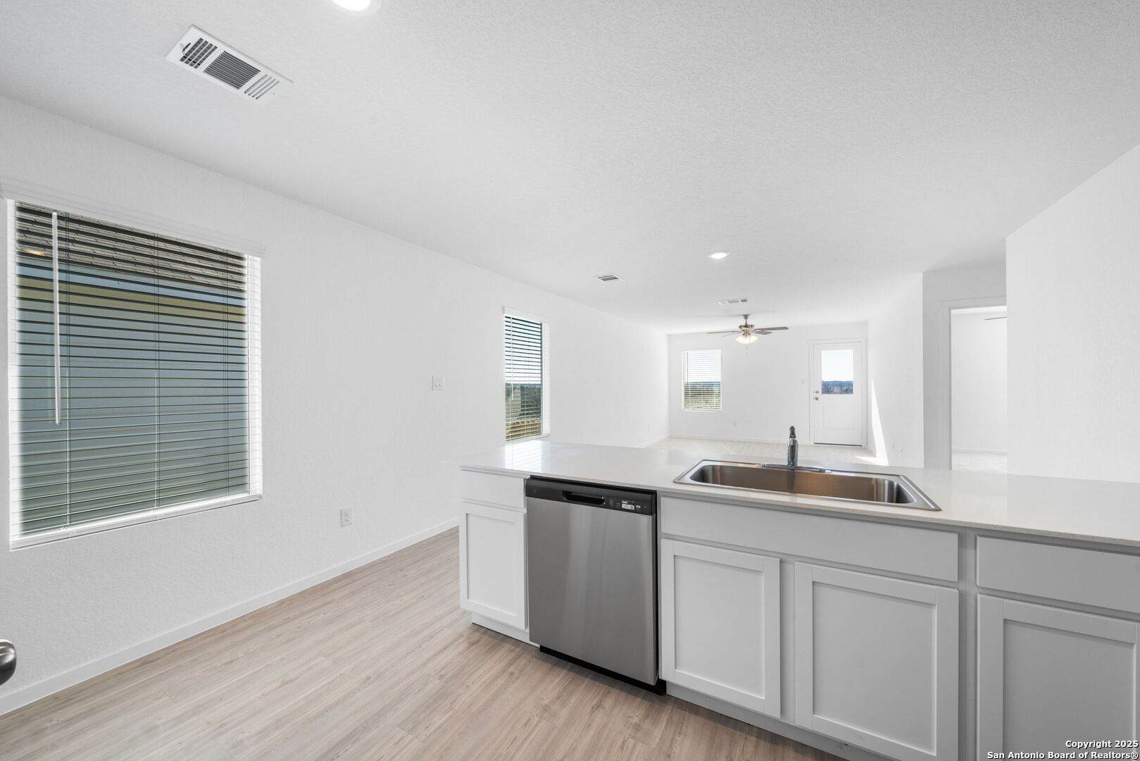 3707 Moon Hill Road Marion TX 78124