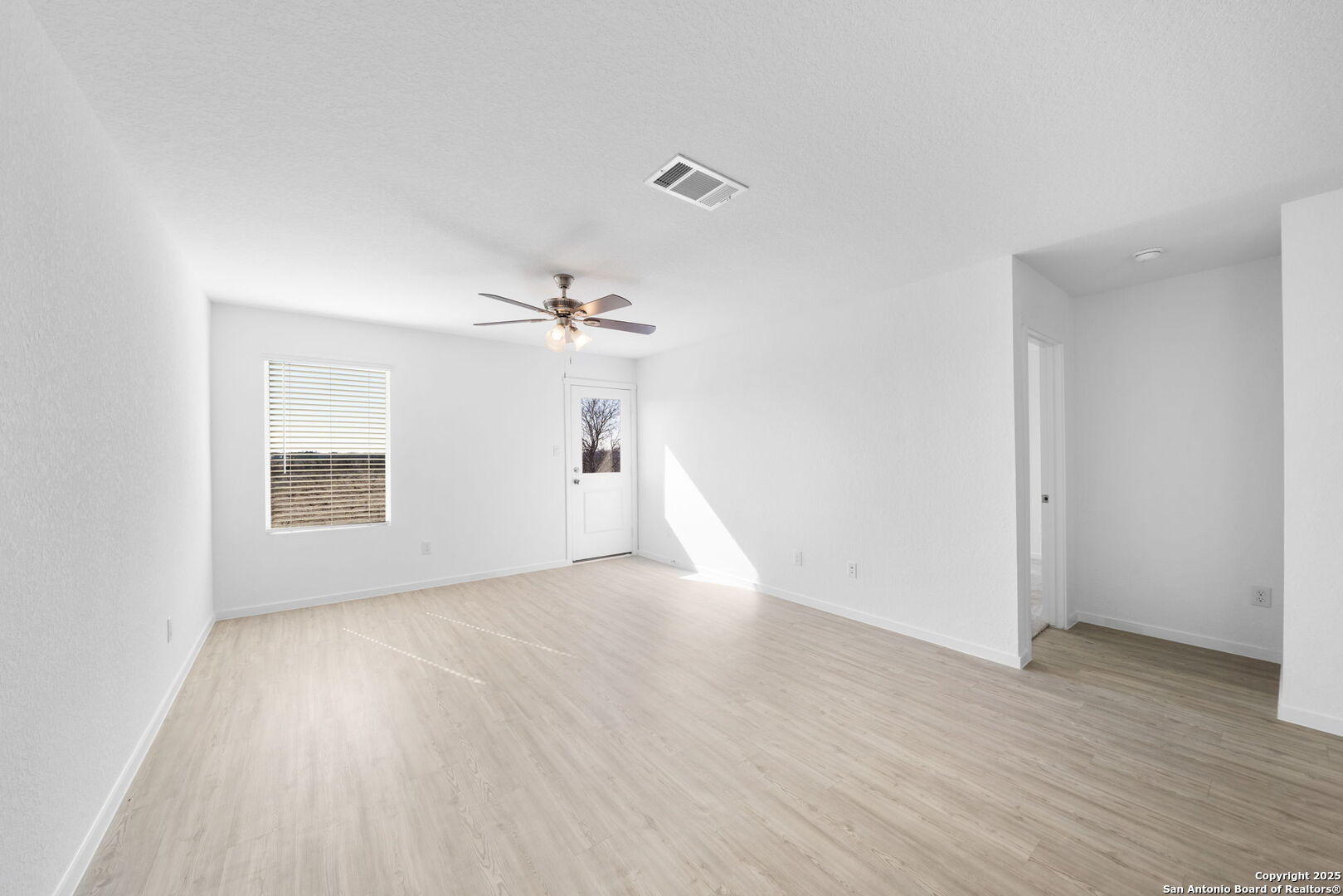 3707 Moon Hill Road Marion TX 78124