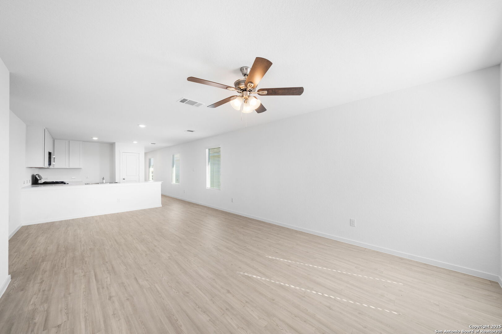 3707 Moon Hill Road Marion TX 78124