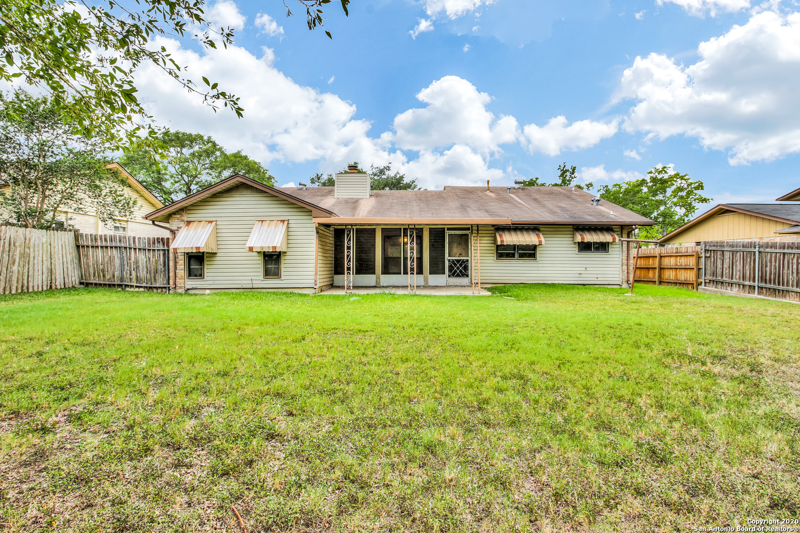 302 Gateway Street Converse TX 78109
