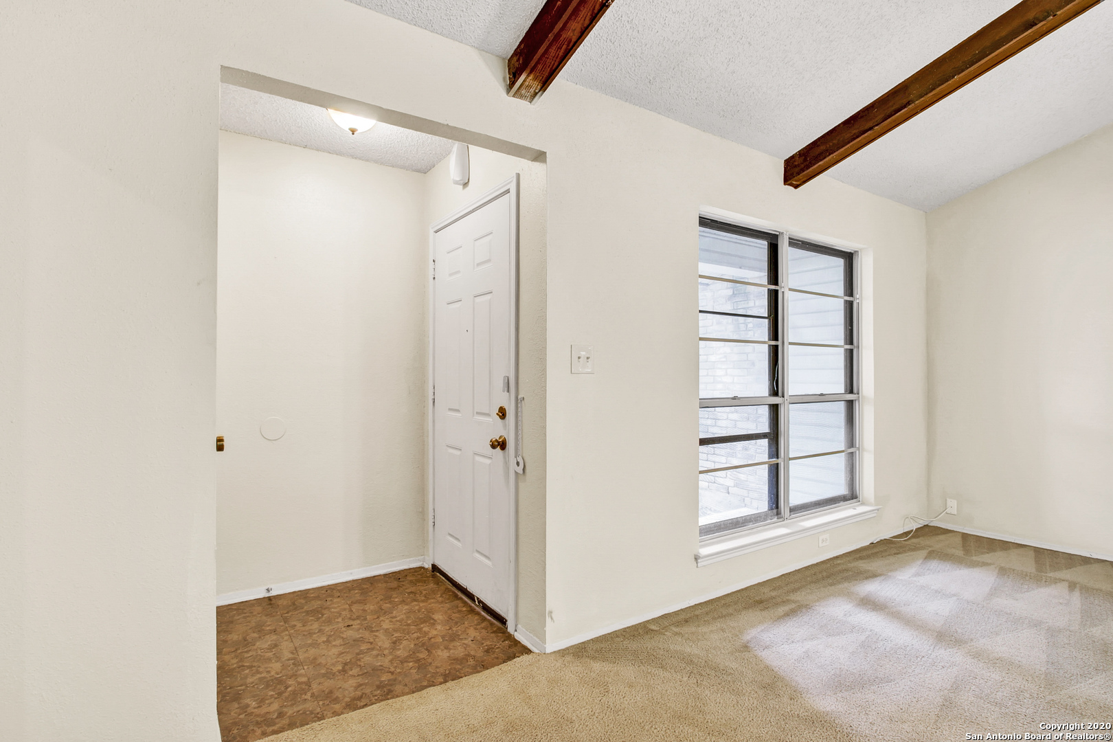 302 Gateway Street Converse TX 78109