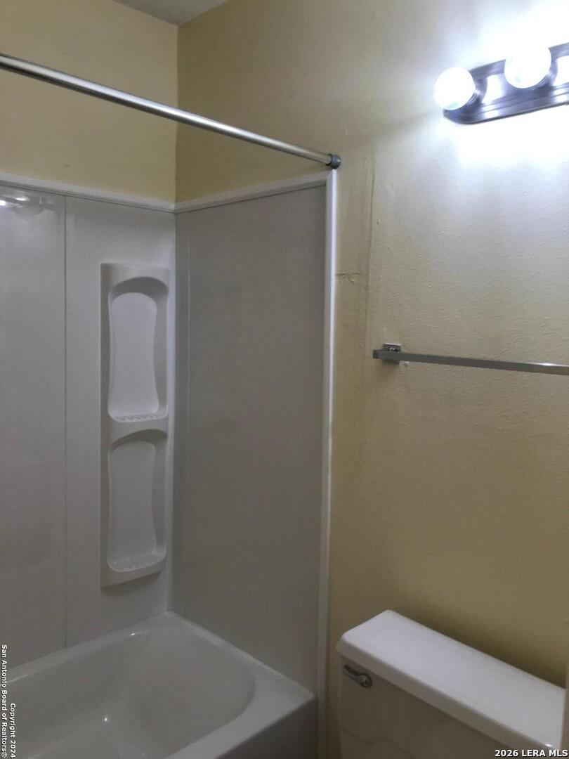 7919 Deep Forest San Antonio TX 78239