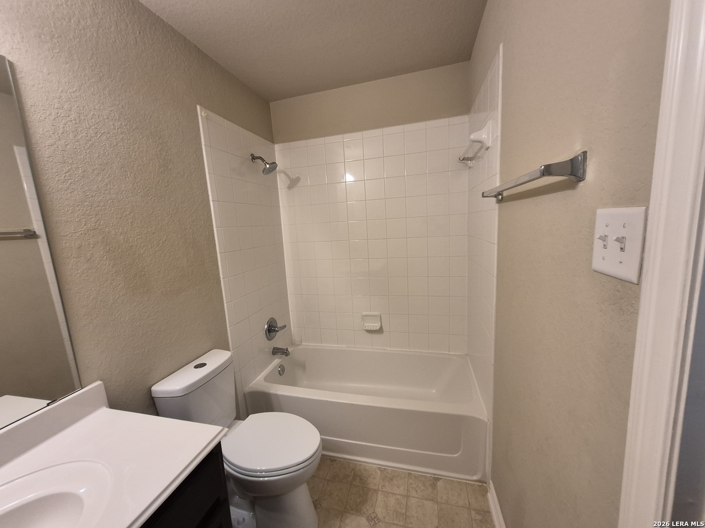 8915 Audubon Park Converse TX 78109