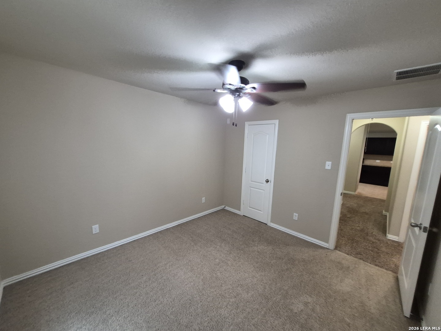 8915 Audubon Park Converse TX 78109