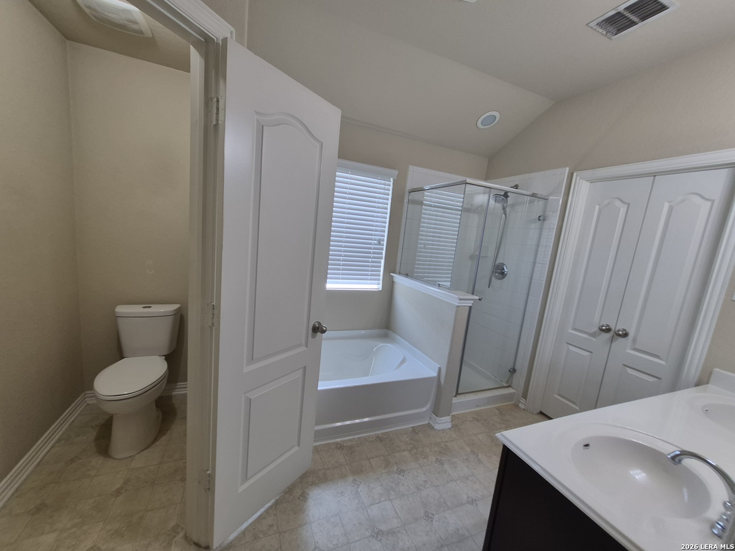 8915 Audubon Park Converse TX 78109