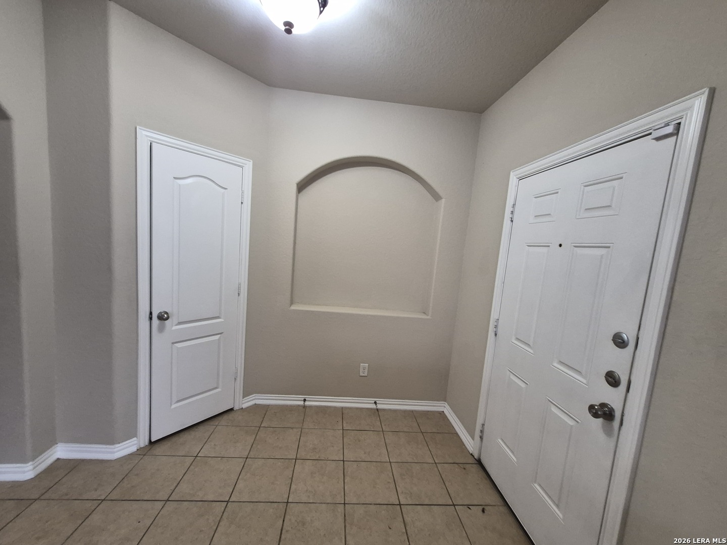 8915 Audubon Park Converse TX 78109