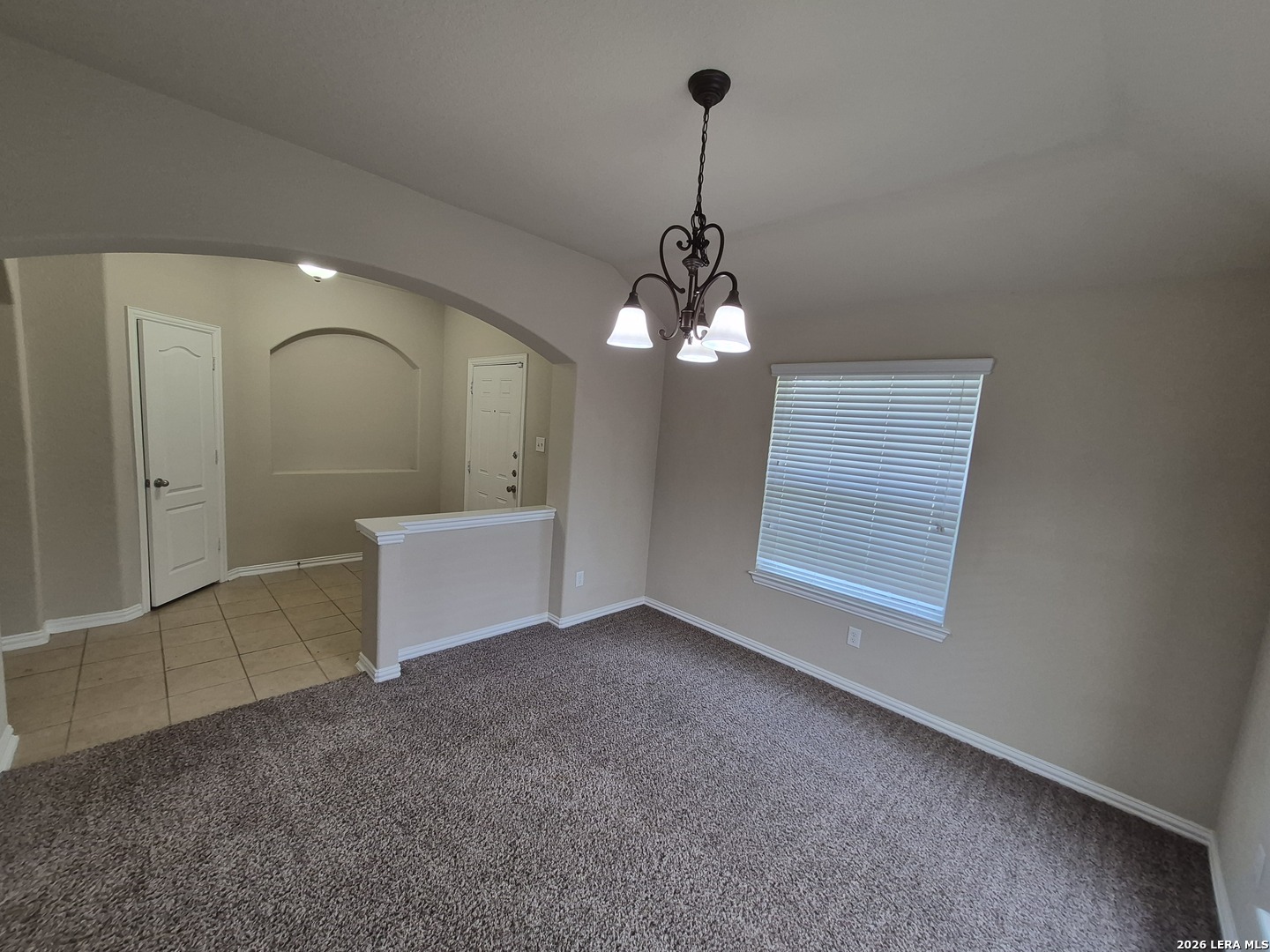 8915 Audubon Park Converse TX 78109