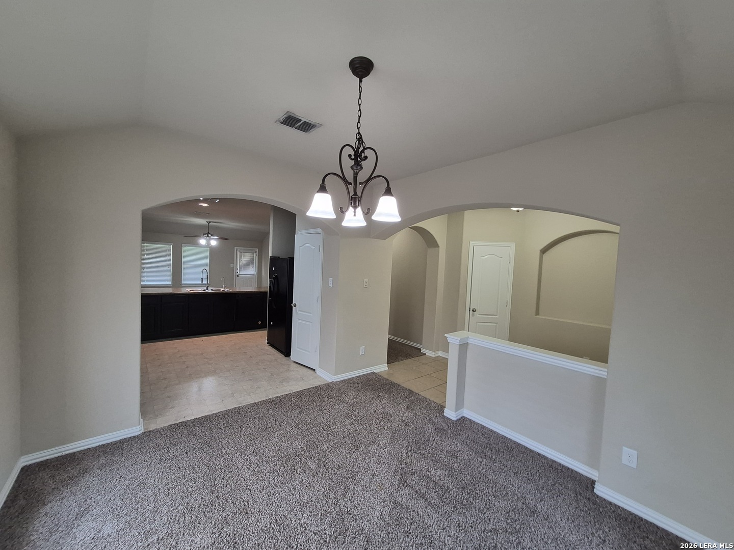 8915 Audubon Park Converse TX 78109