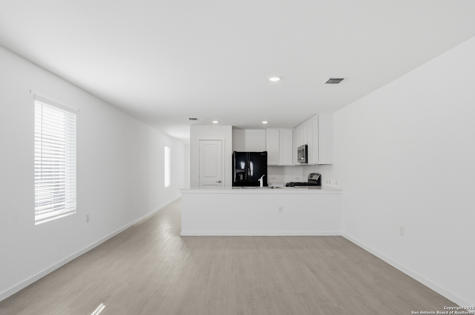 1407 Mira Mill San Antonio TX 78224