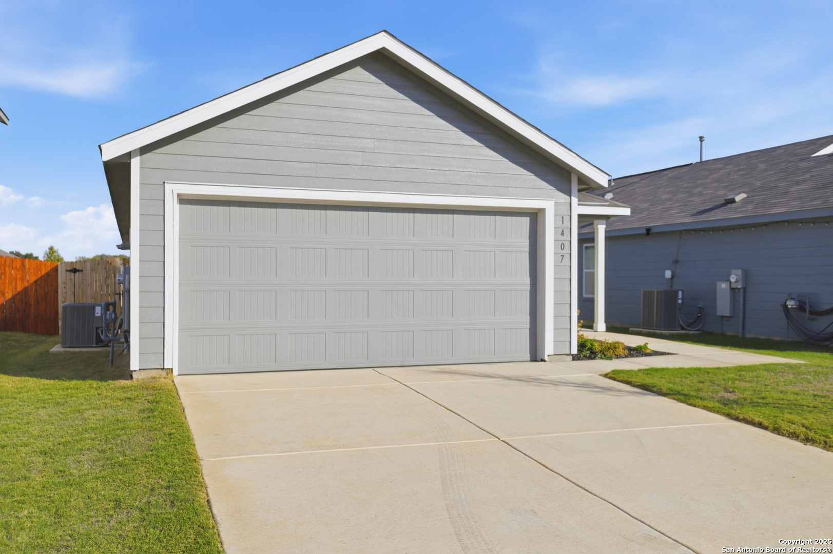 1407 Mira Mill San Antonio TX 78224