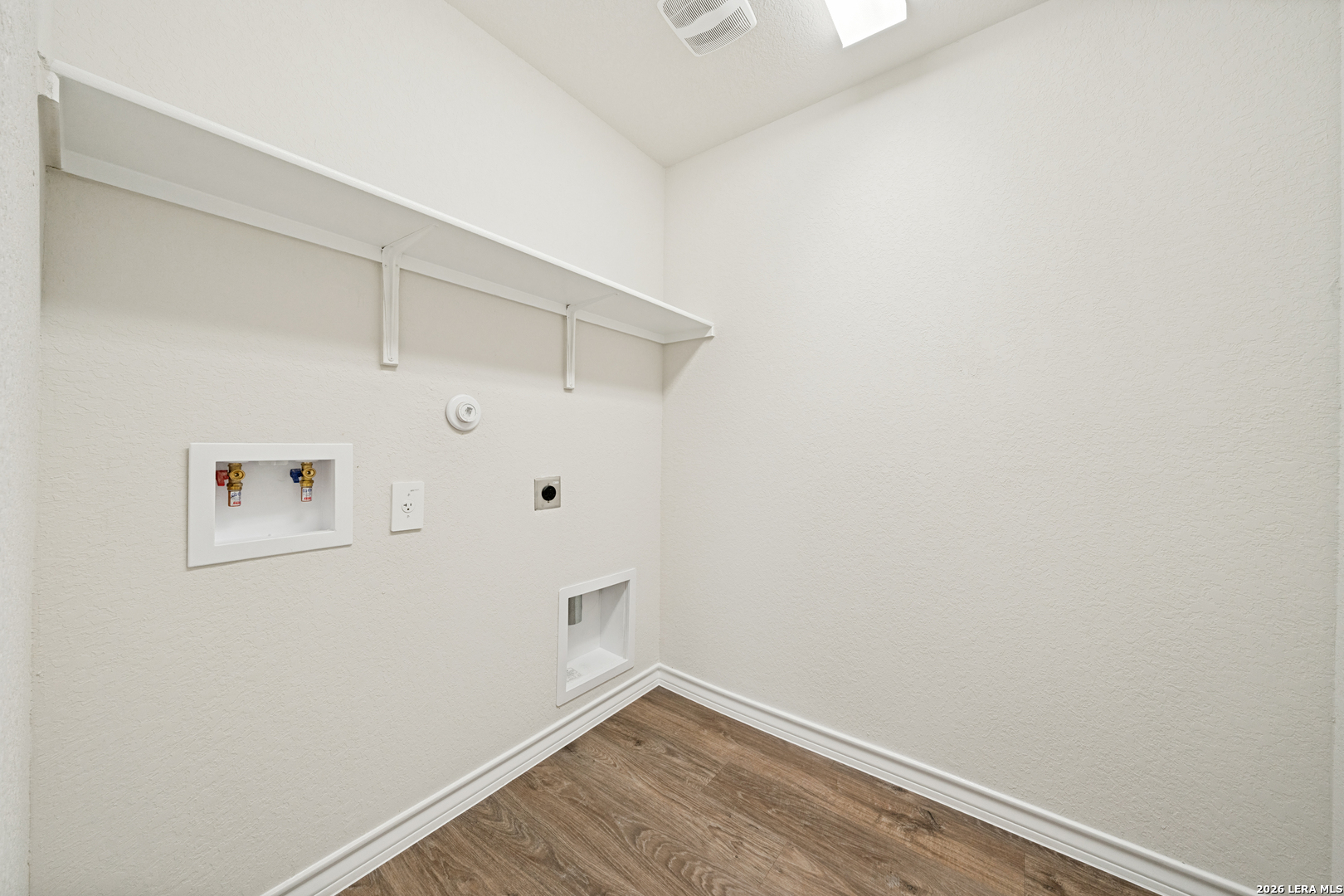 527 Avalon Banks Cibolo TX 78108