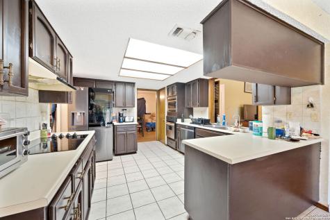 2826 Peppermill Run Street San Antonio TX 78231