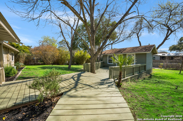 336 Tuttle Road Terrell Hills TX 78209
