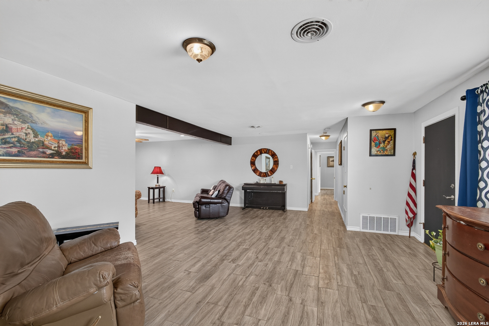 209 Greenlawn Avenue Pleasanton TX 78064