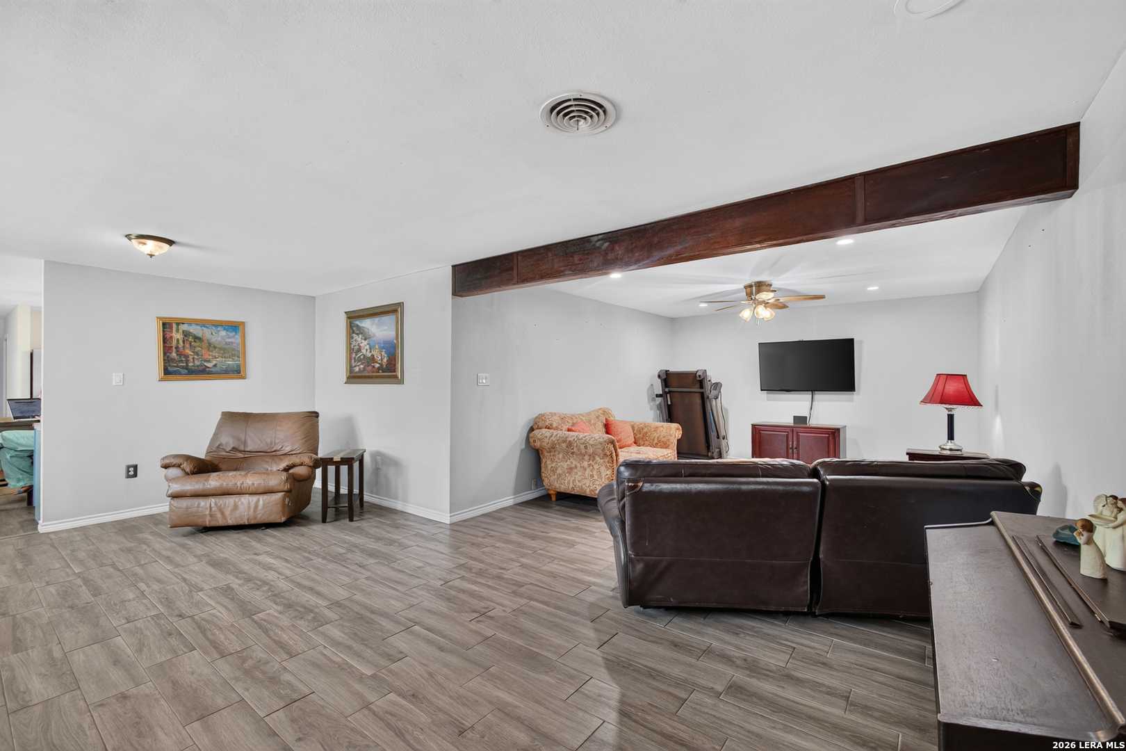 209 Greenlawn Avenue Pleasanton TX 78064
