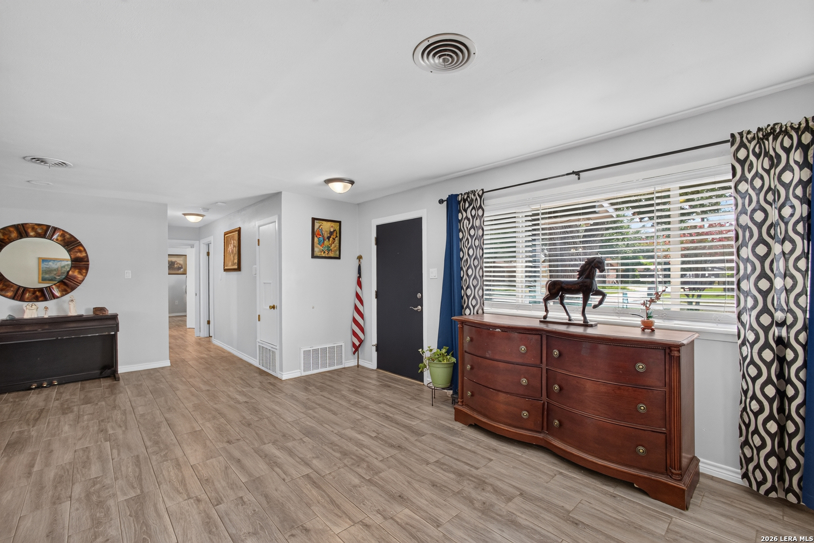 209 Greenlawn Avenue Pleasanton TX 78064