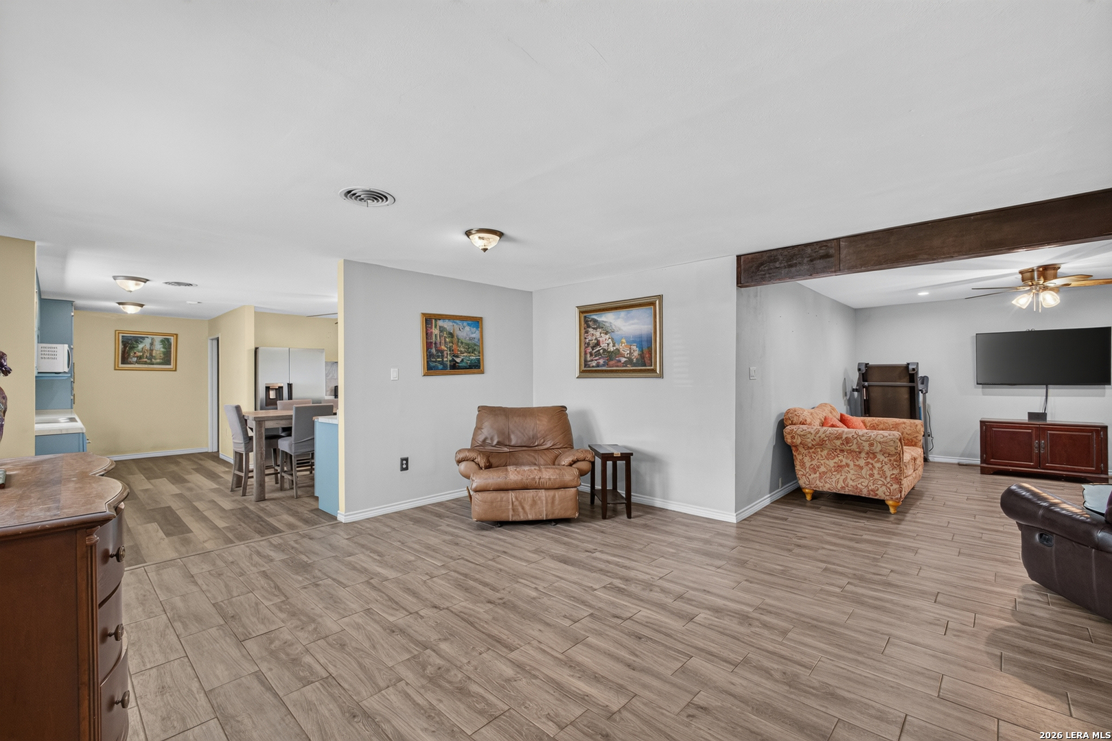 209 Greenlawn Avenue Pleasanton TX 78064