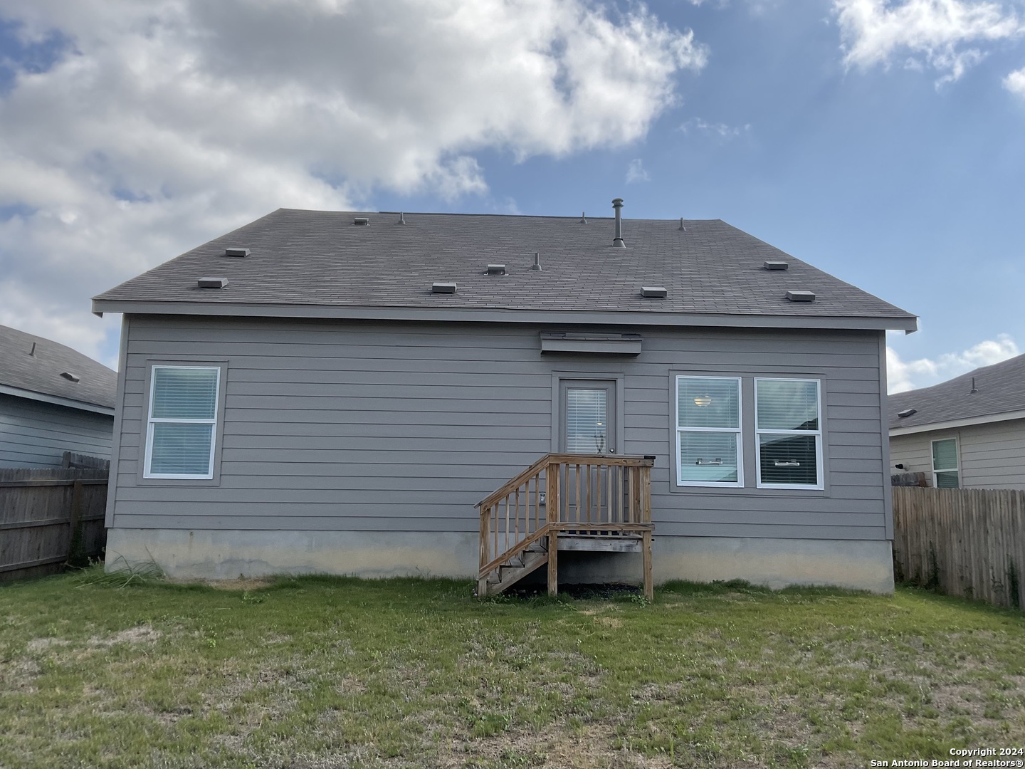 5813 Companion Loop Bulverde TX 78163