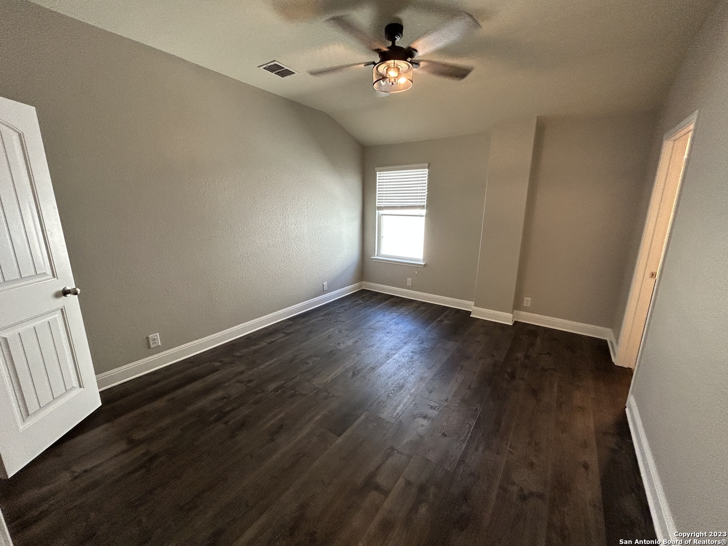 655 Sea Eagle San Antonio TX 78253