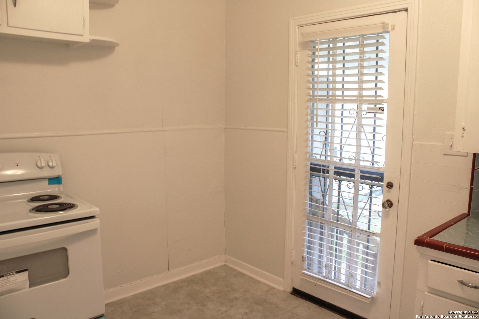 2825 W Woodlawn Avenue San Antonio TX 78228